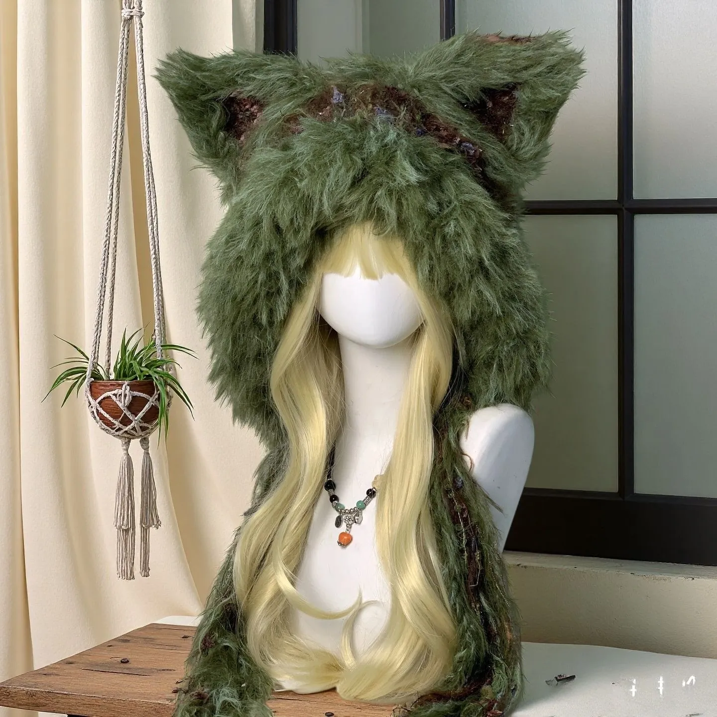 All 12 Animal-Ear Hats Compared: Cat, Fox, Wolf, Bear and Bunny